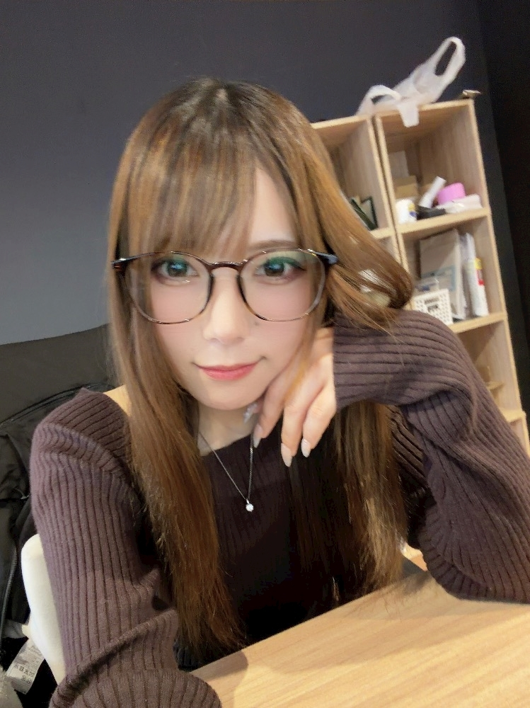 めい