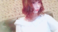 小川 真央