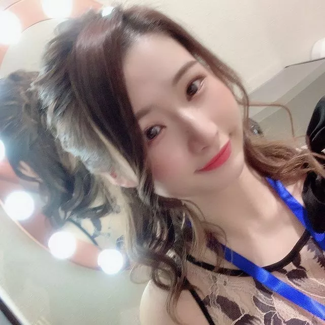 足立 はな