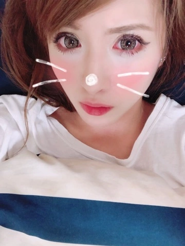 一咲 エム