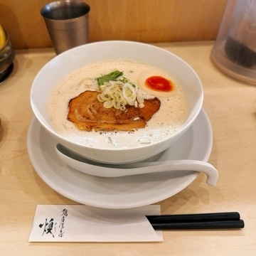 足立 はな