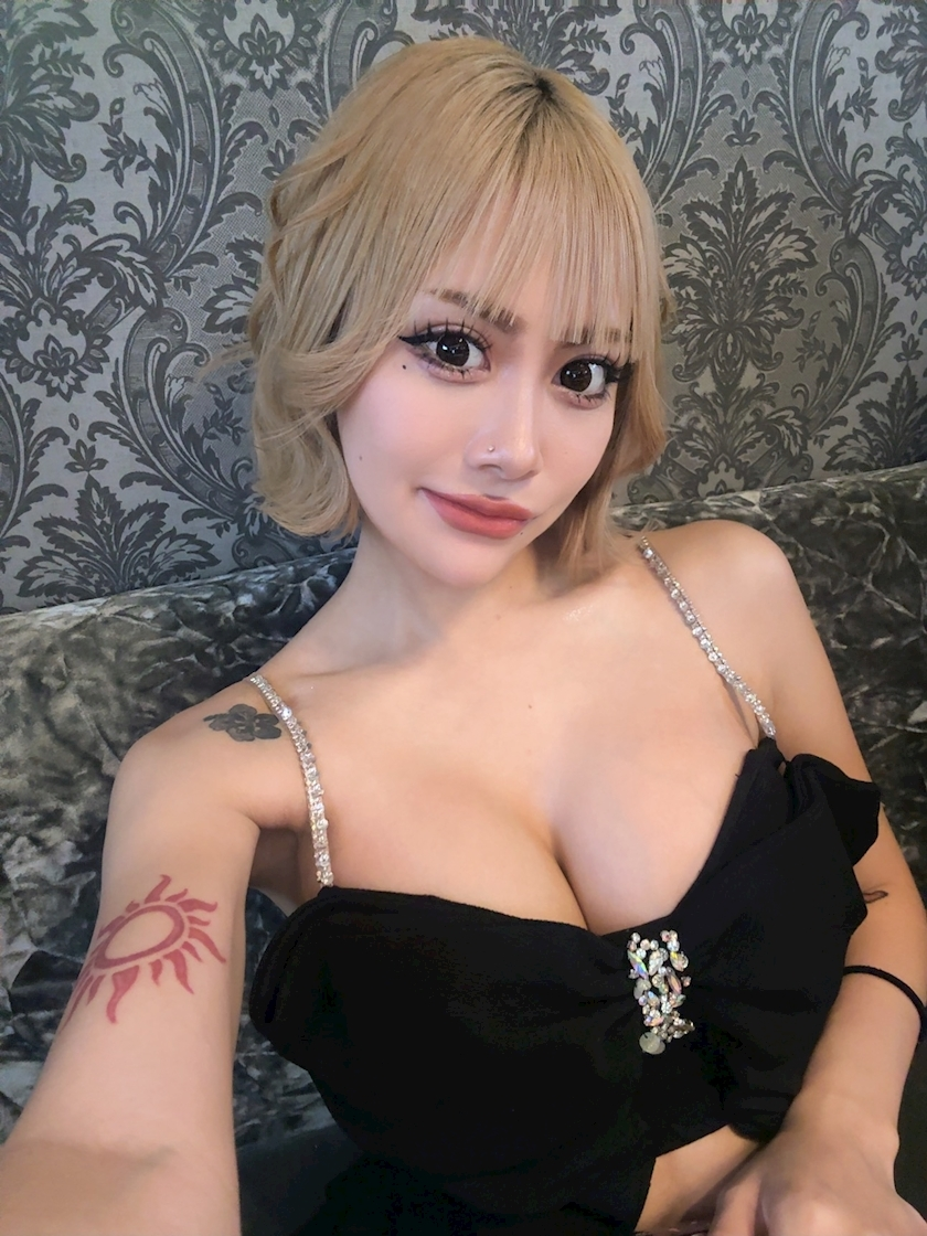 イヴ