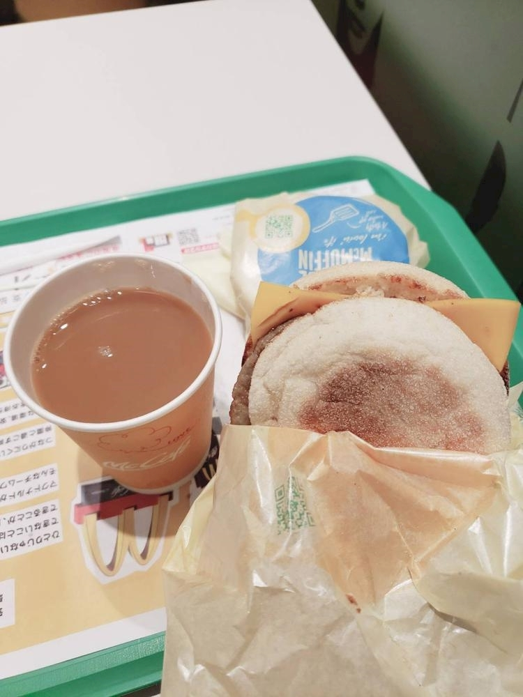 エミ （スタッフ）