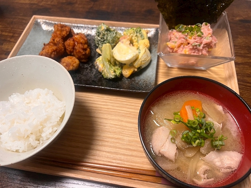 めい