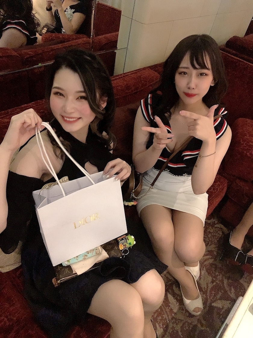 足立 はな