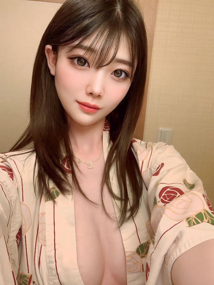 三鷹 真綺