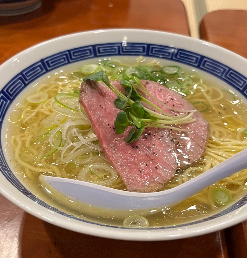 葉月 ひろみ