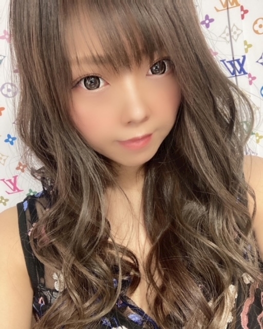 夏樹 あや