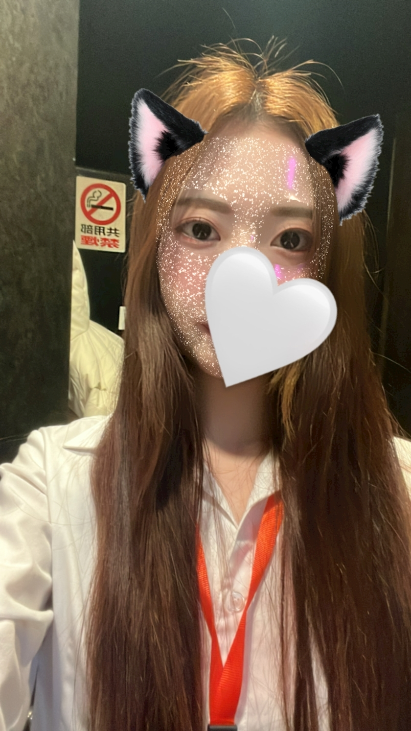 みな