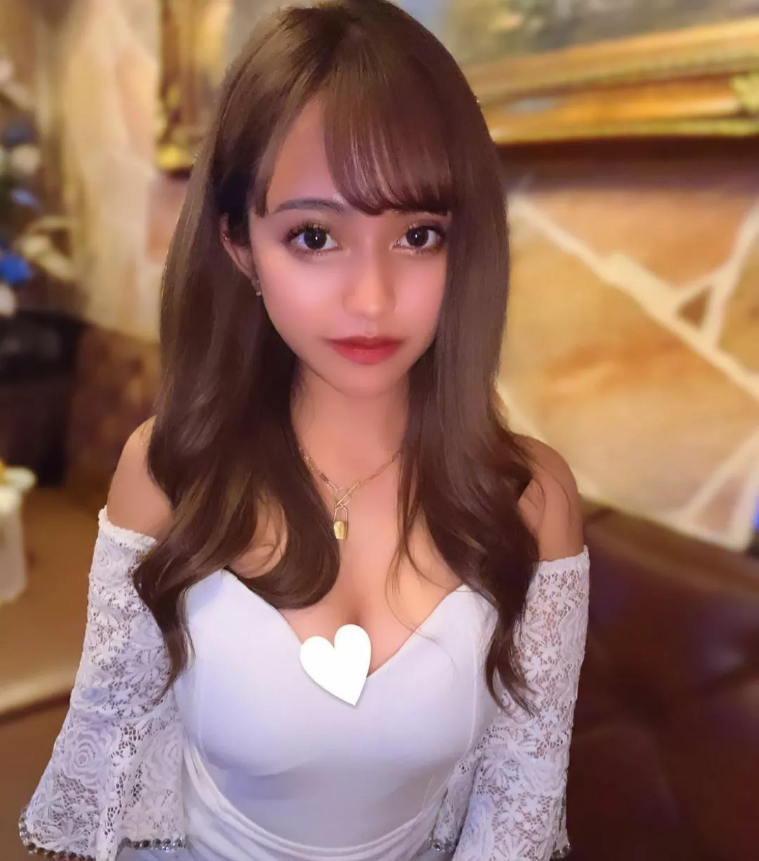 ニナ