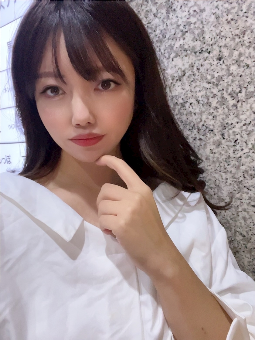 妃 えりな