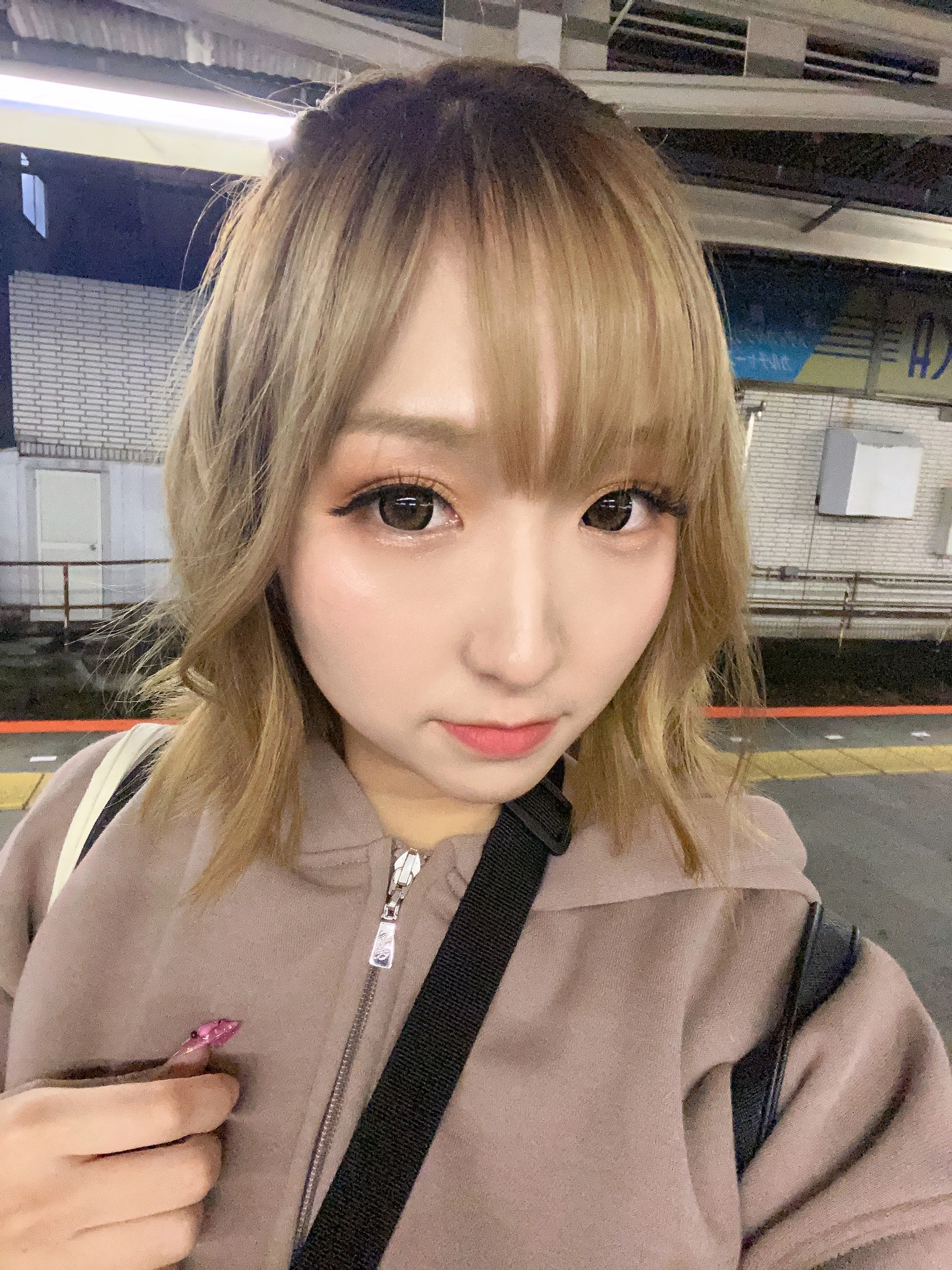 あすな