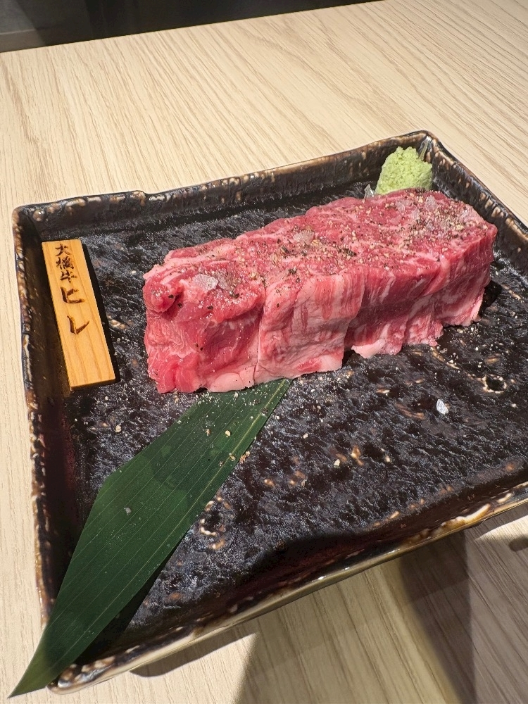 佐野 エマ