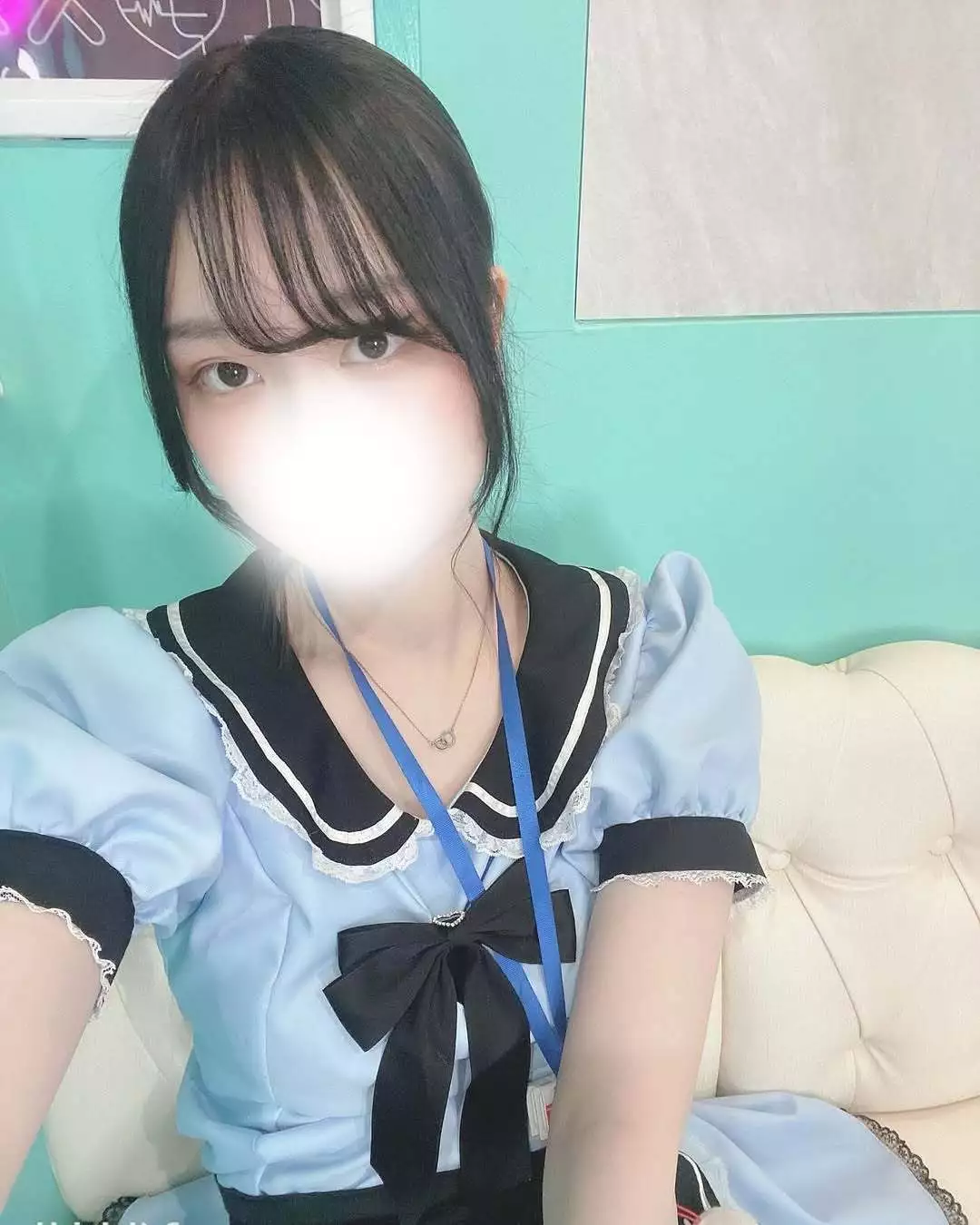 にこ