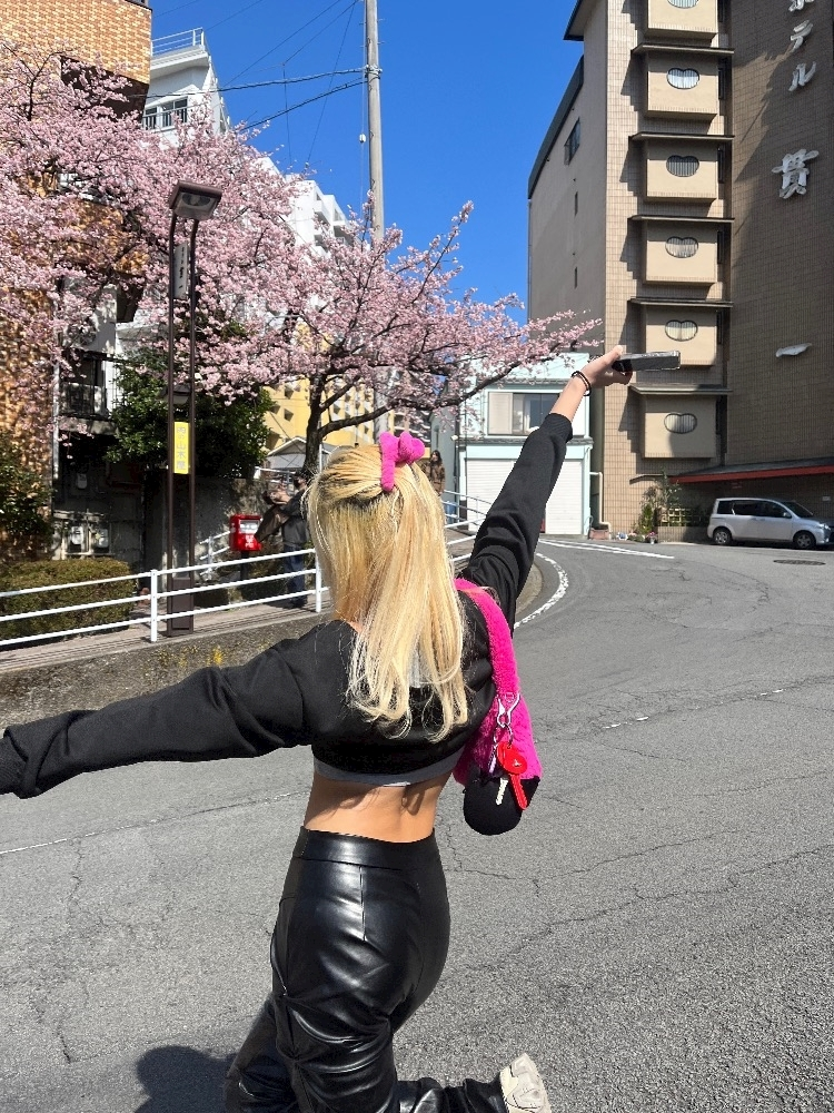 イヴ