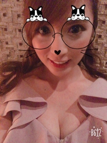 一咲 エム