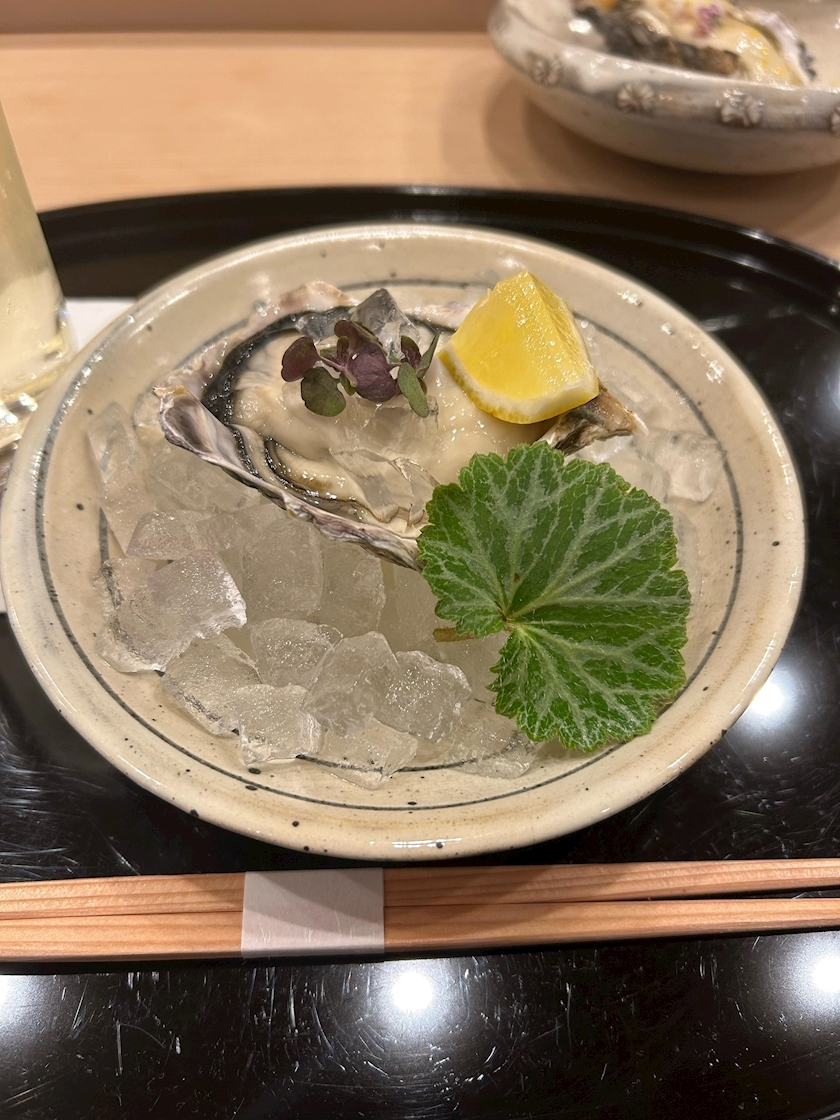 泉 りさ
