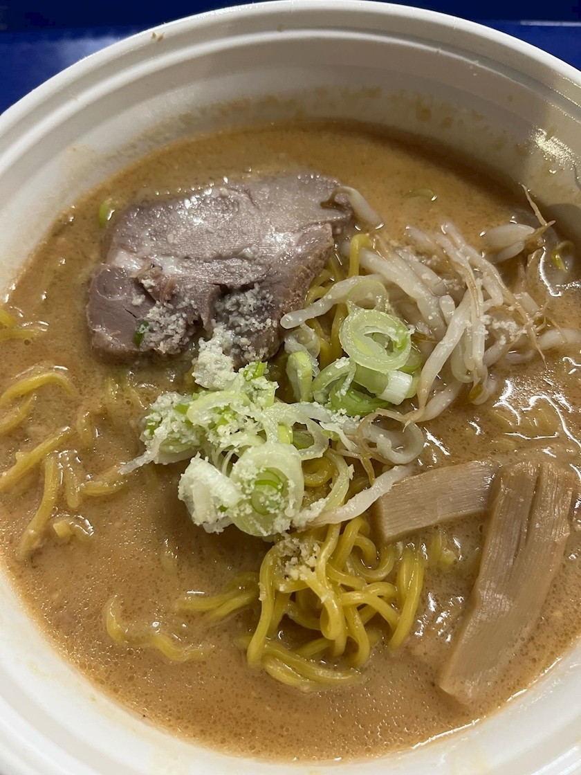 黒輝 りさ