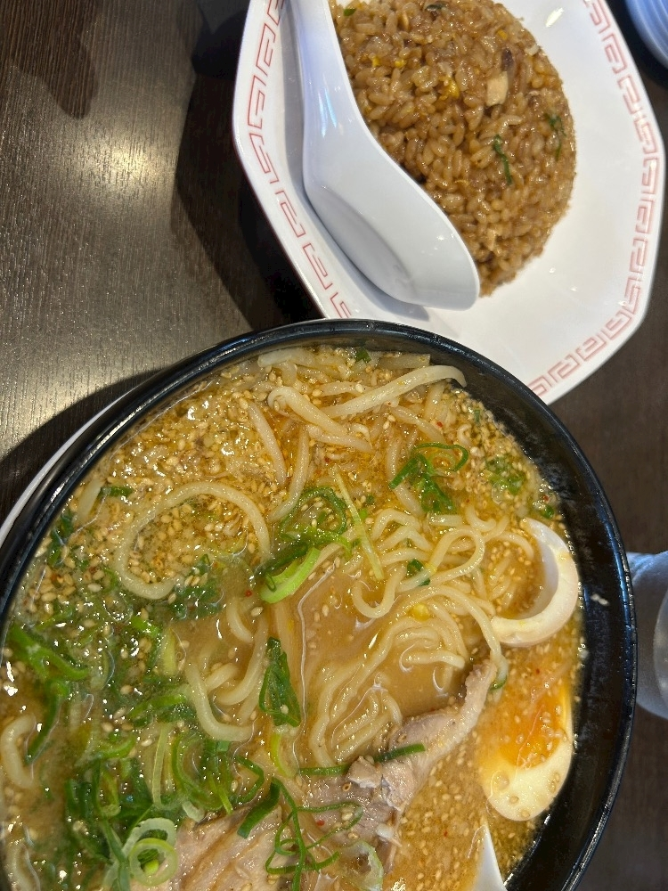 泙野 すず