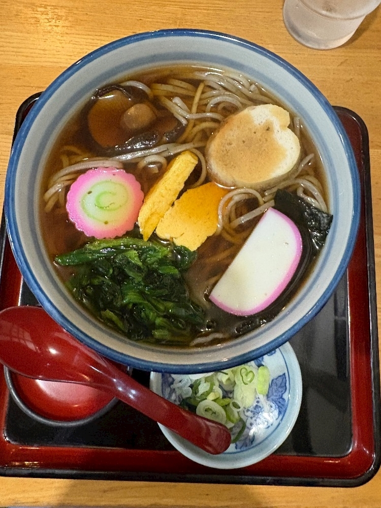 佐野 エマ