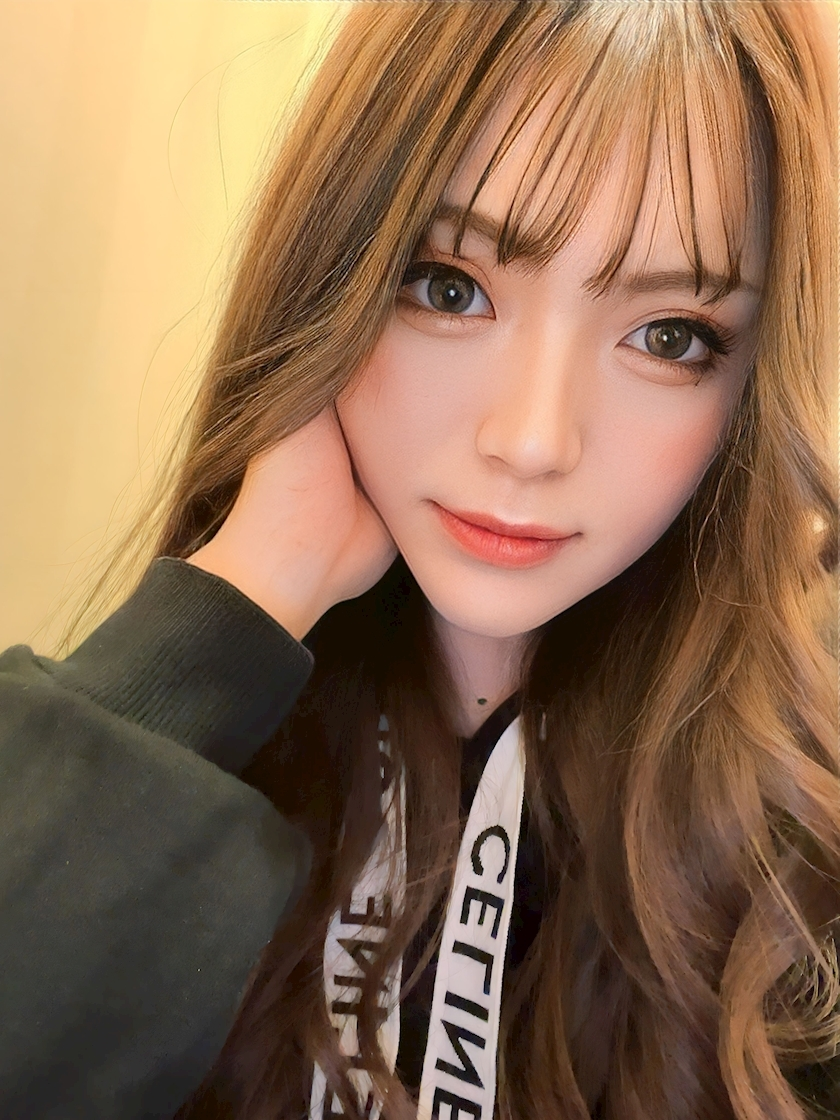 華月 まお