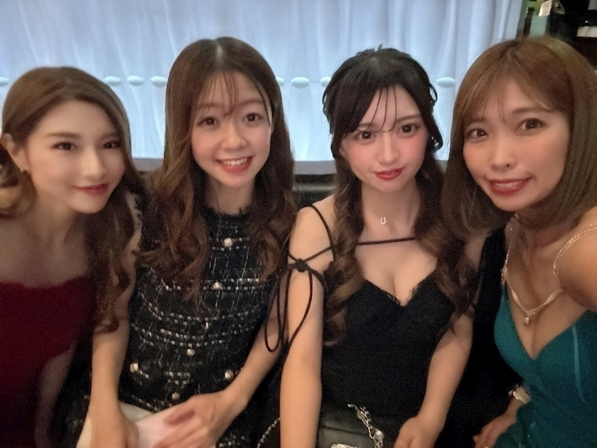 愛羽 仁美