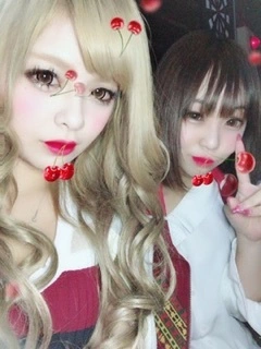小川 真央