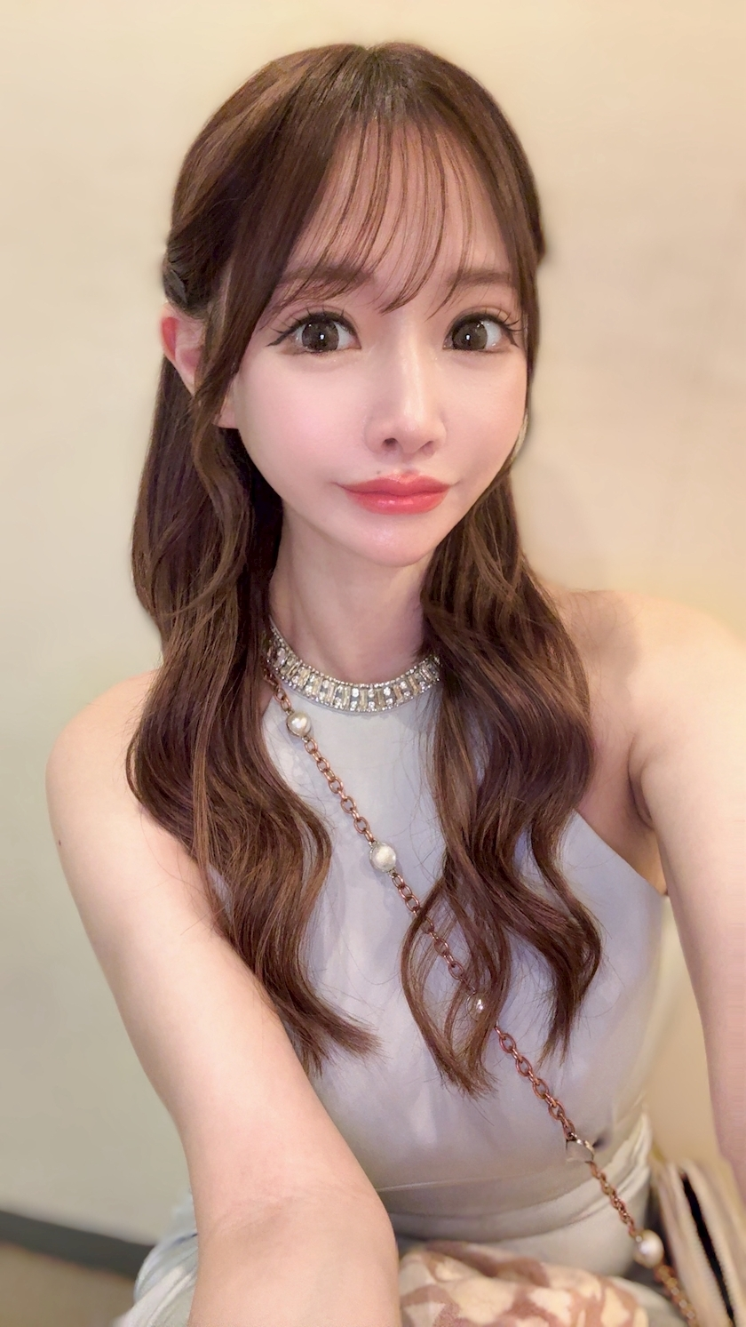 葉月 りほ