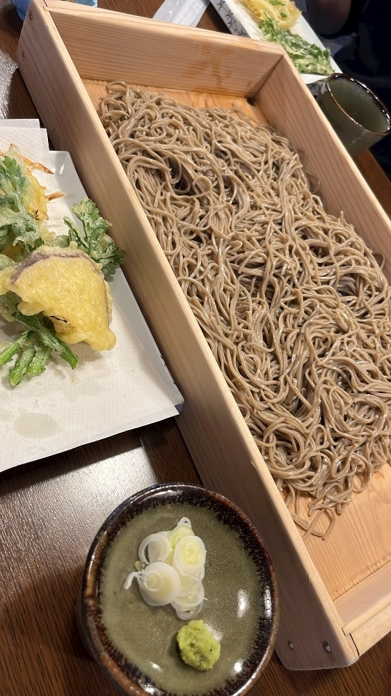 葉月 ひろみ