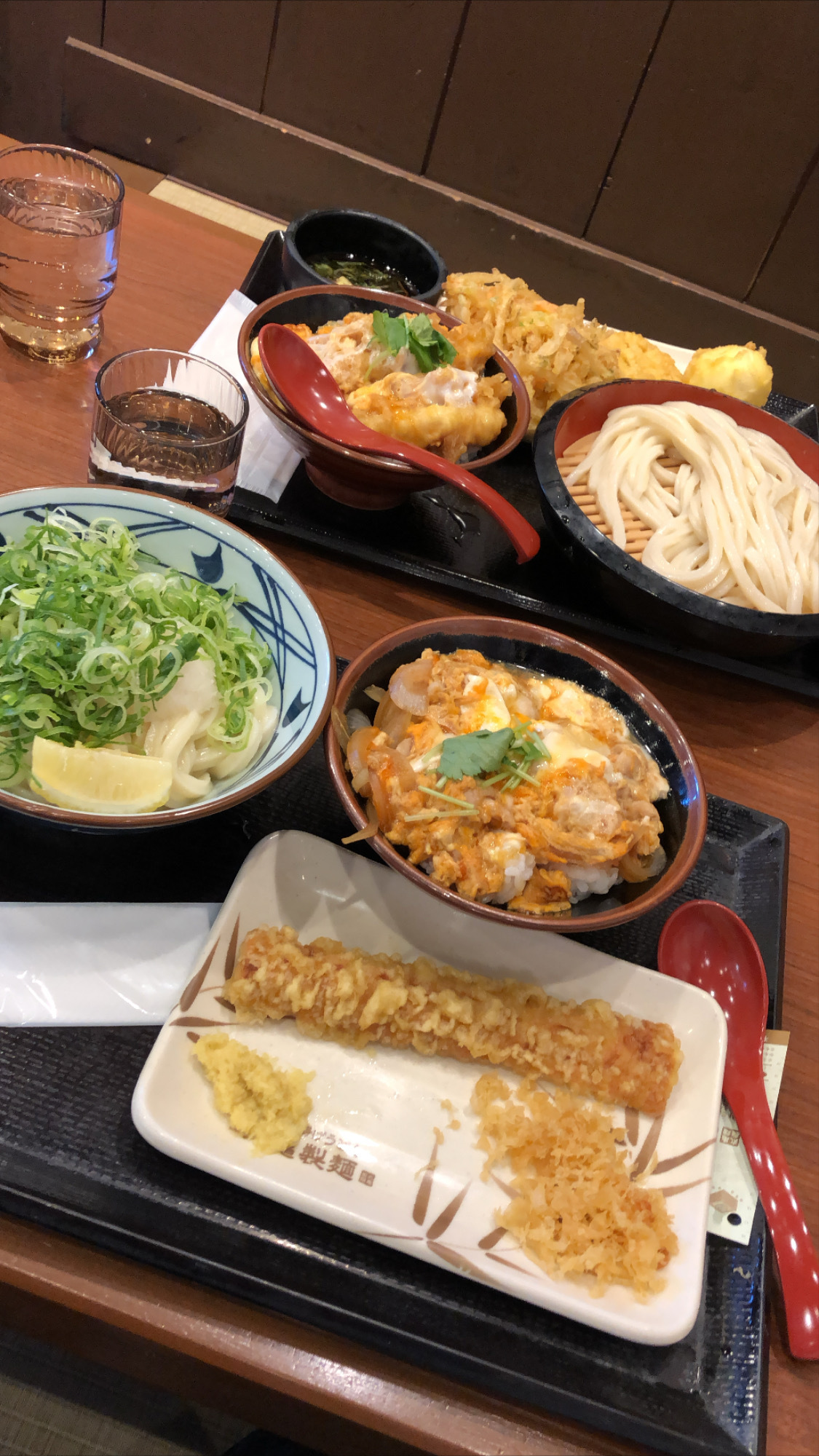 しおり♡゛