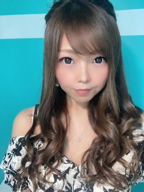 夏樹 あや