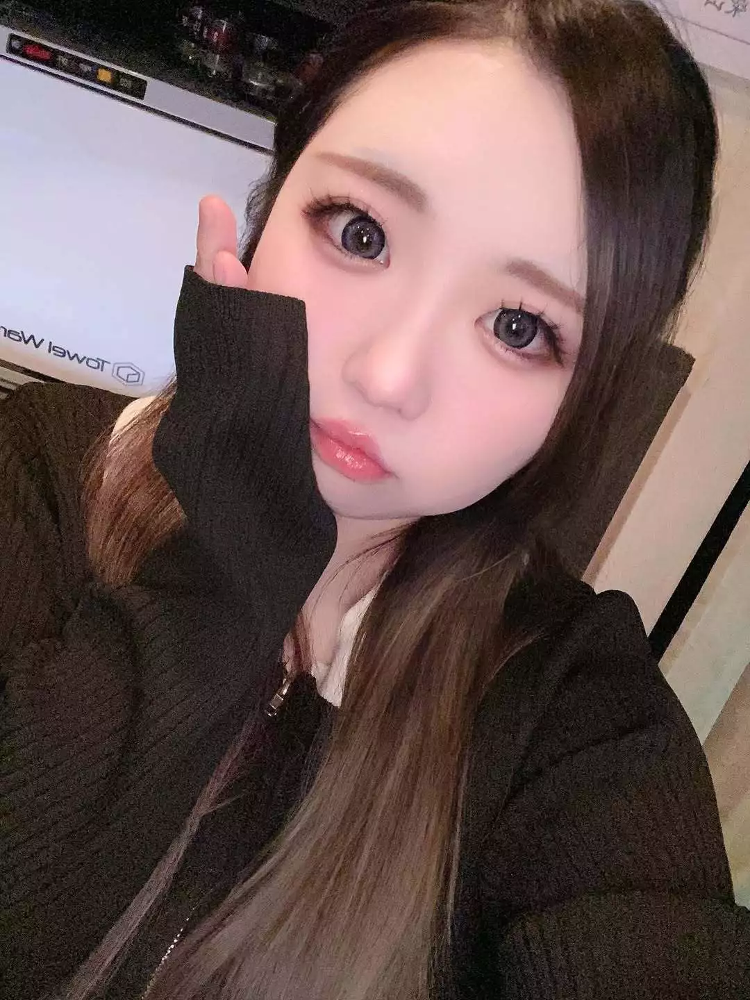 シオリ