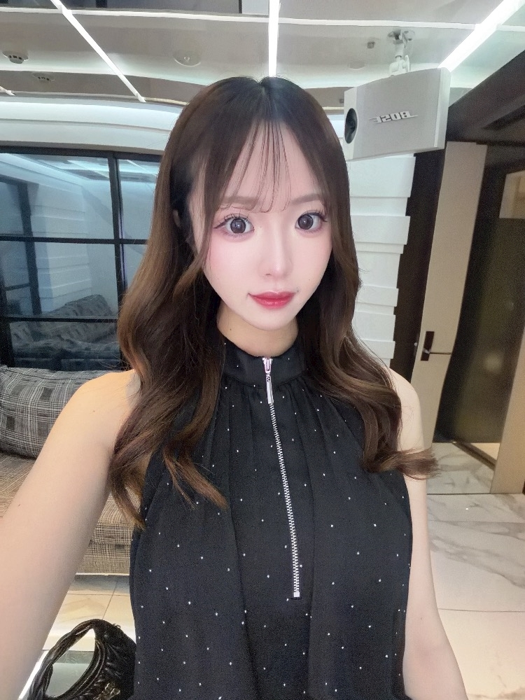 月城 れな