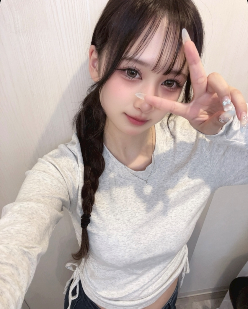 真白 あい