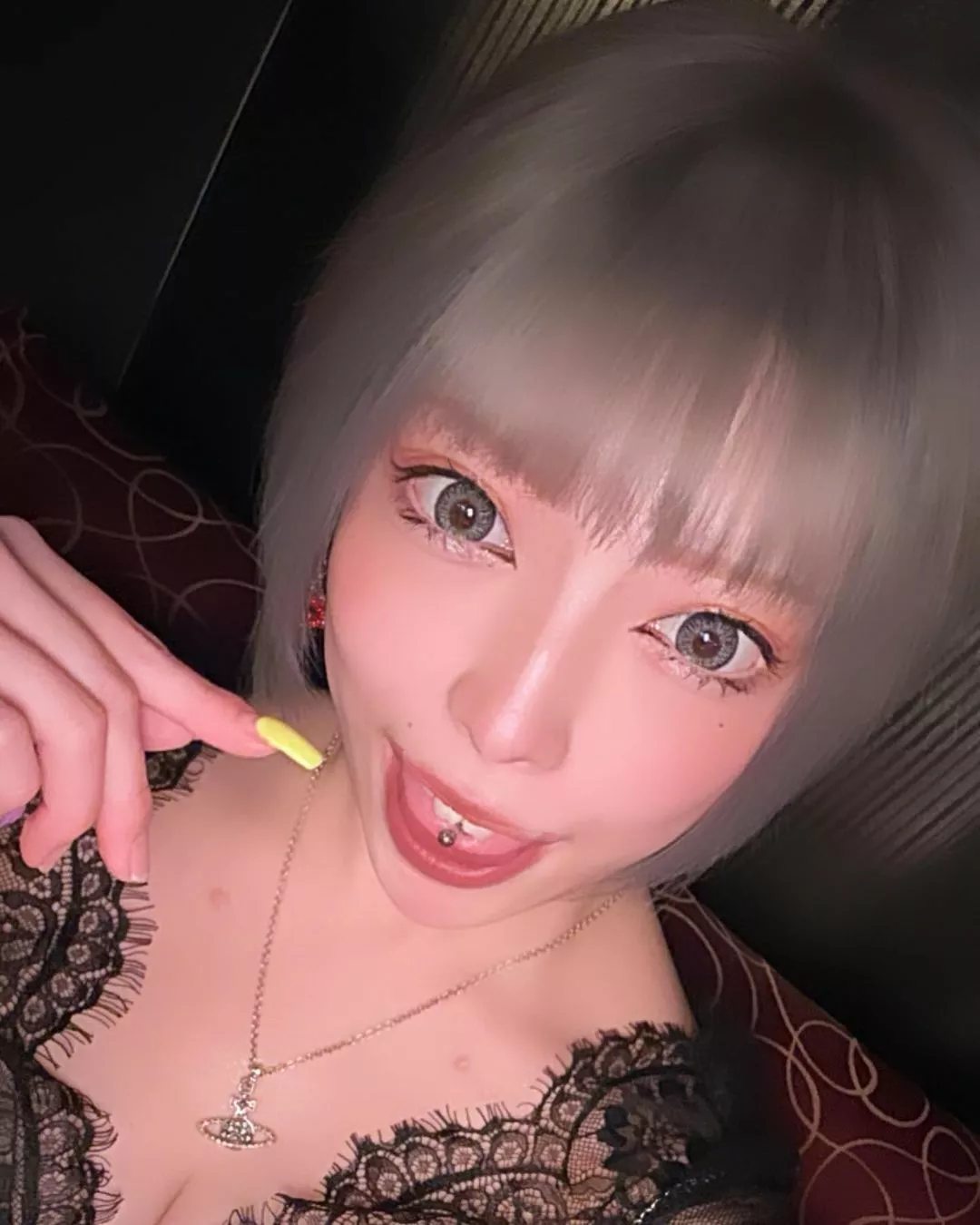 きら