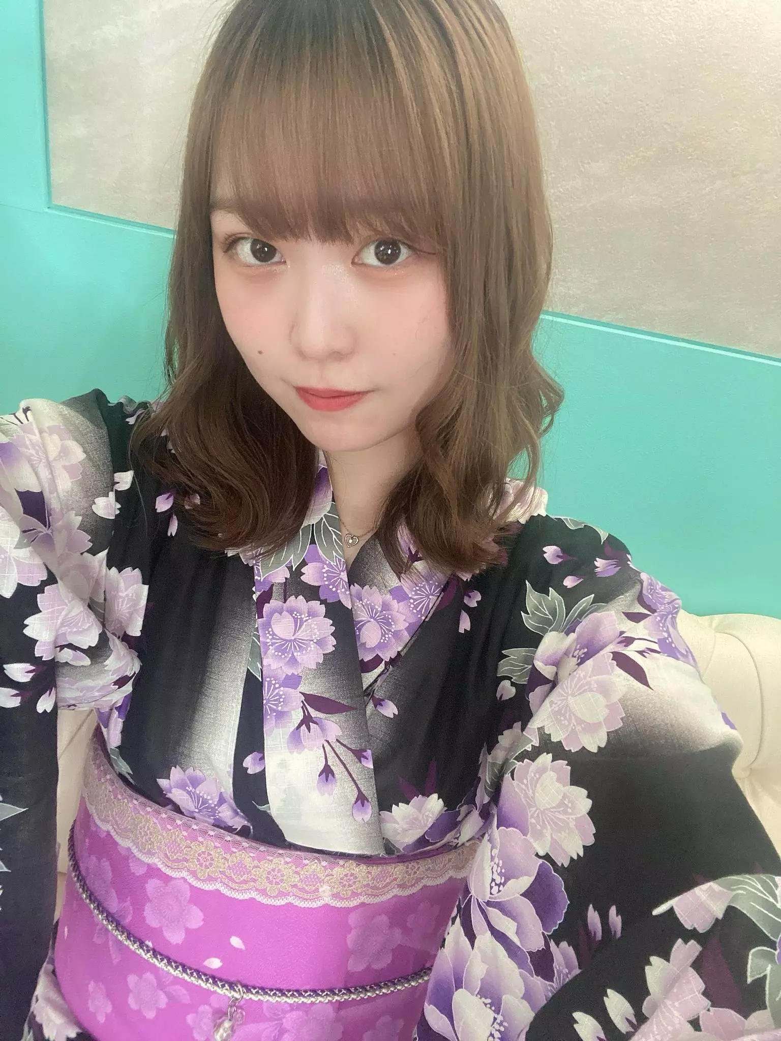 にこ