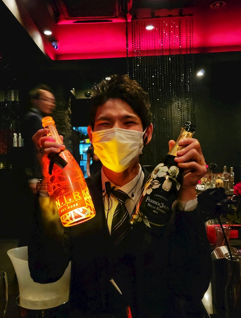 ミカ