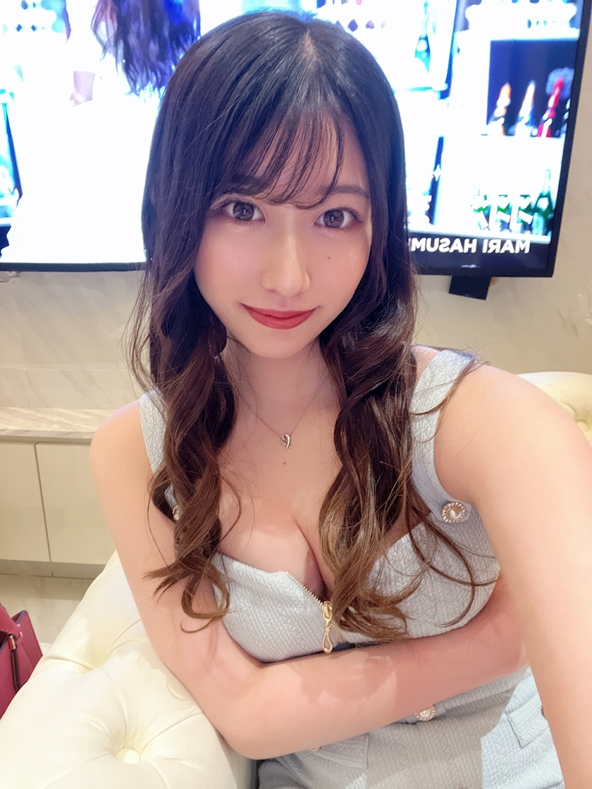 天乃 りさ