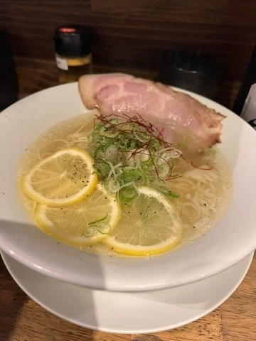 まみ