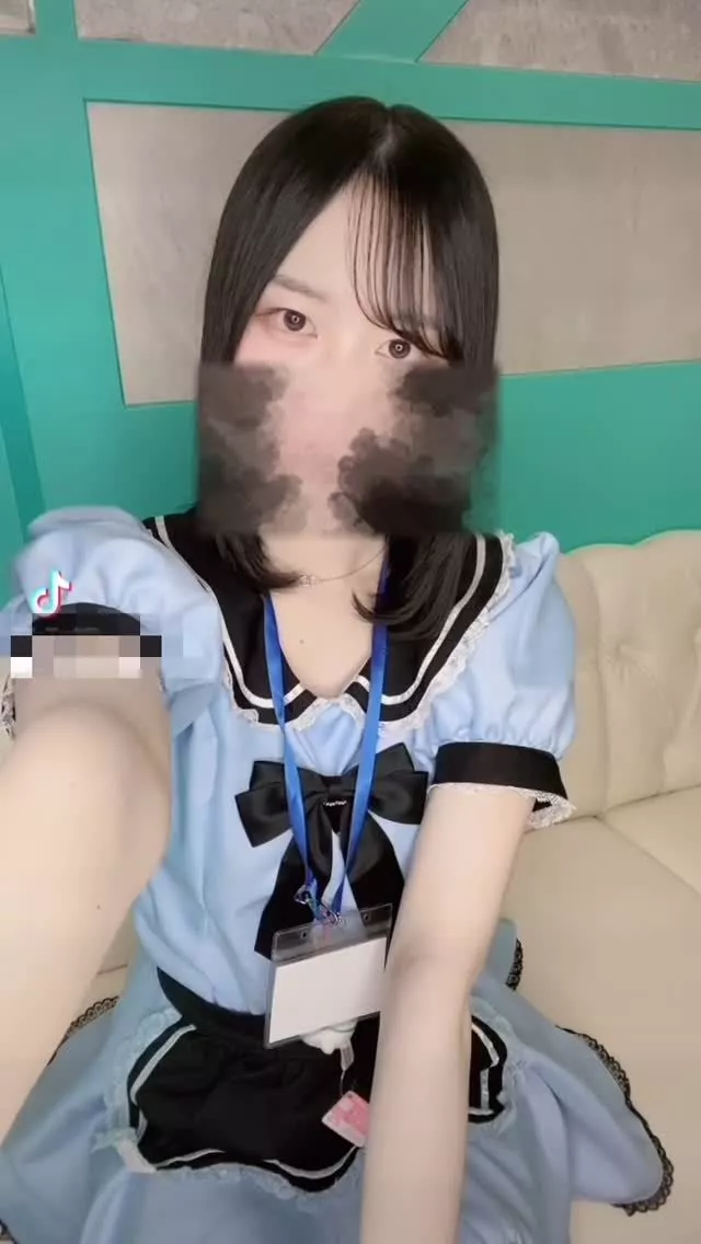 にこ