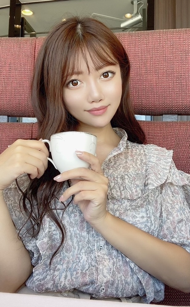 妃 えりな