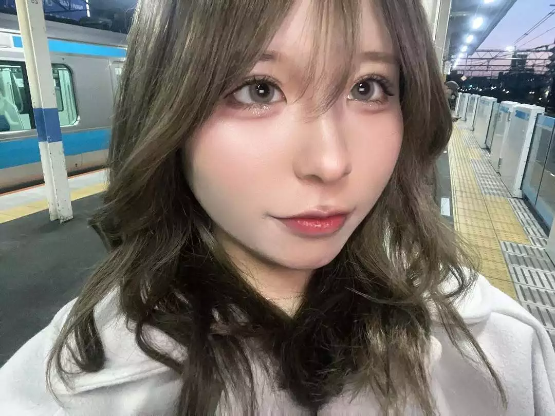 マコト