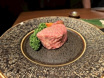 足立 はな