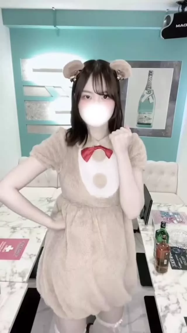 にこ