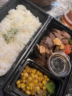 華月 まお