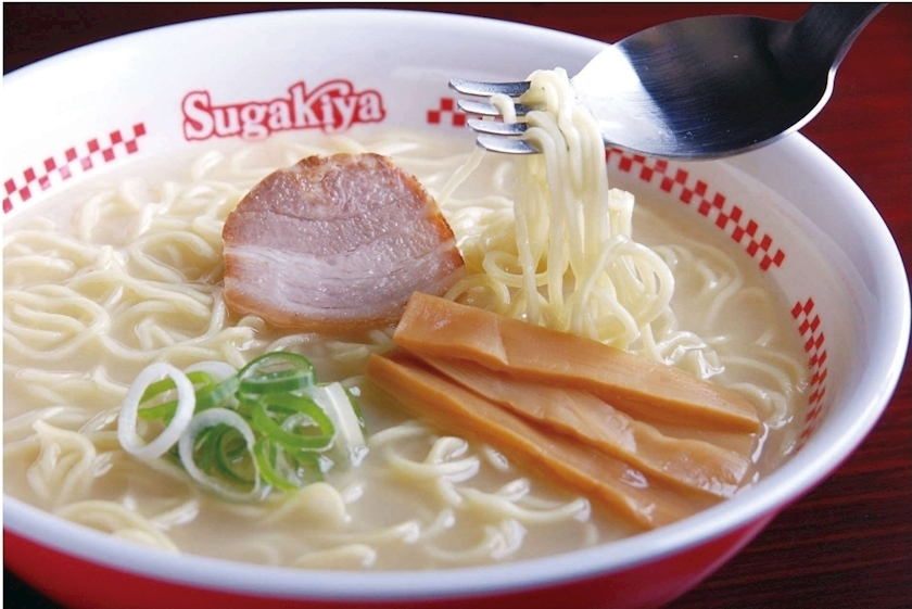 エミ （スタッフ）