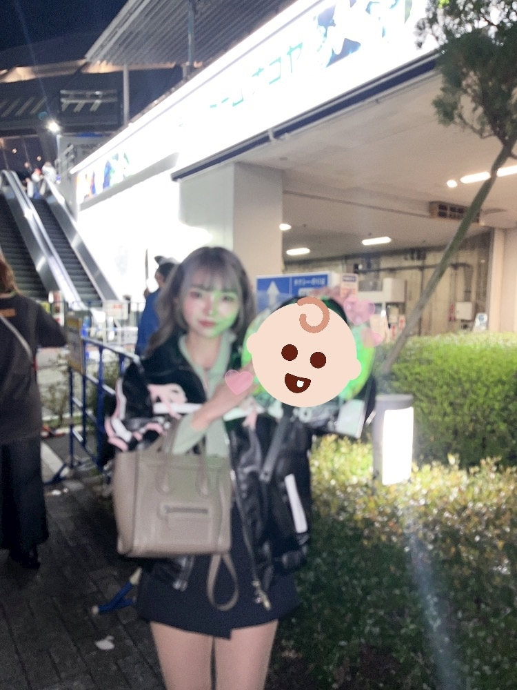 あみな