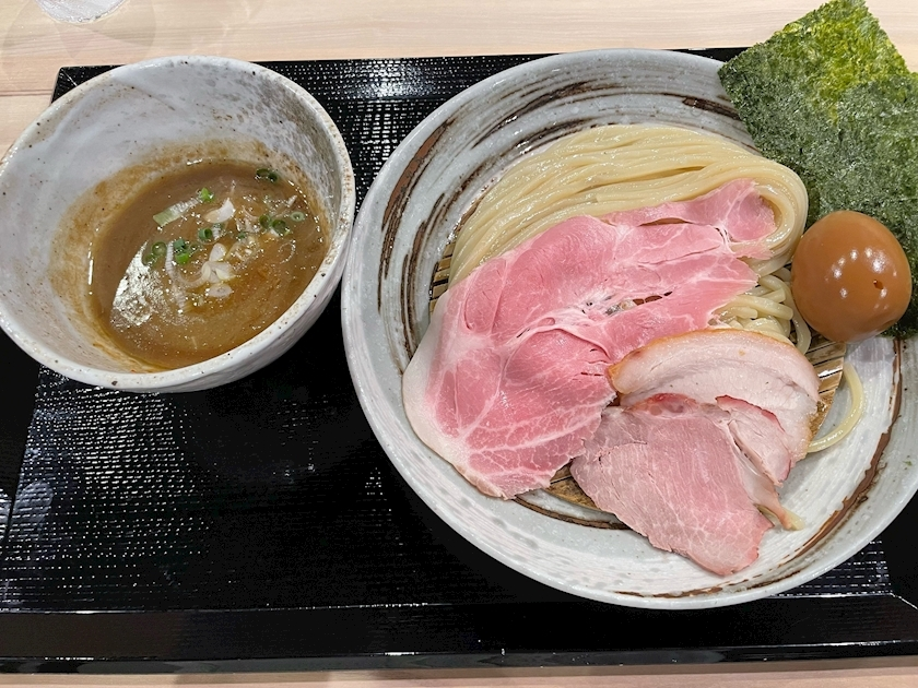 水城 百合