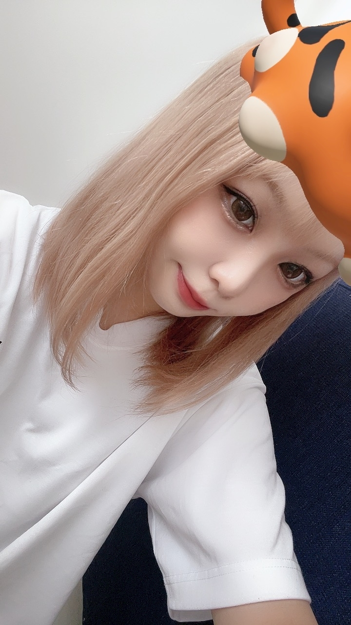 小川 真央