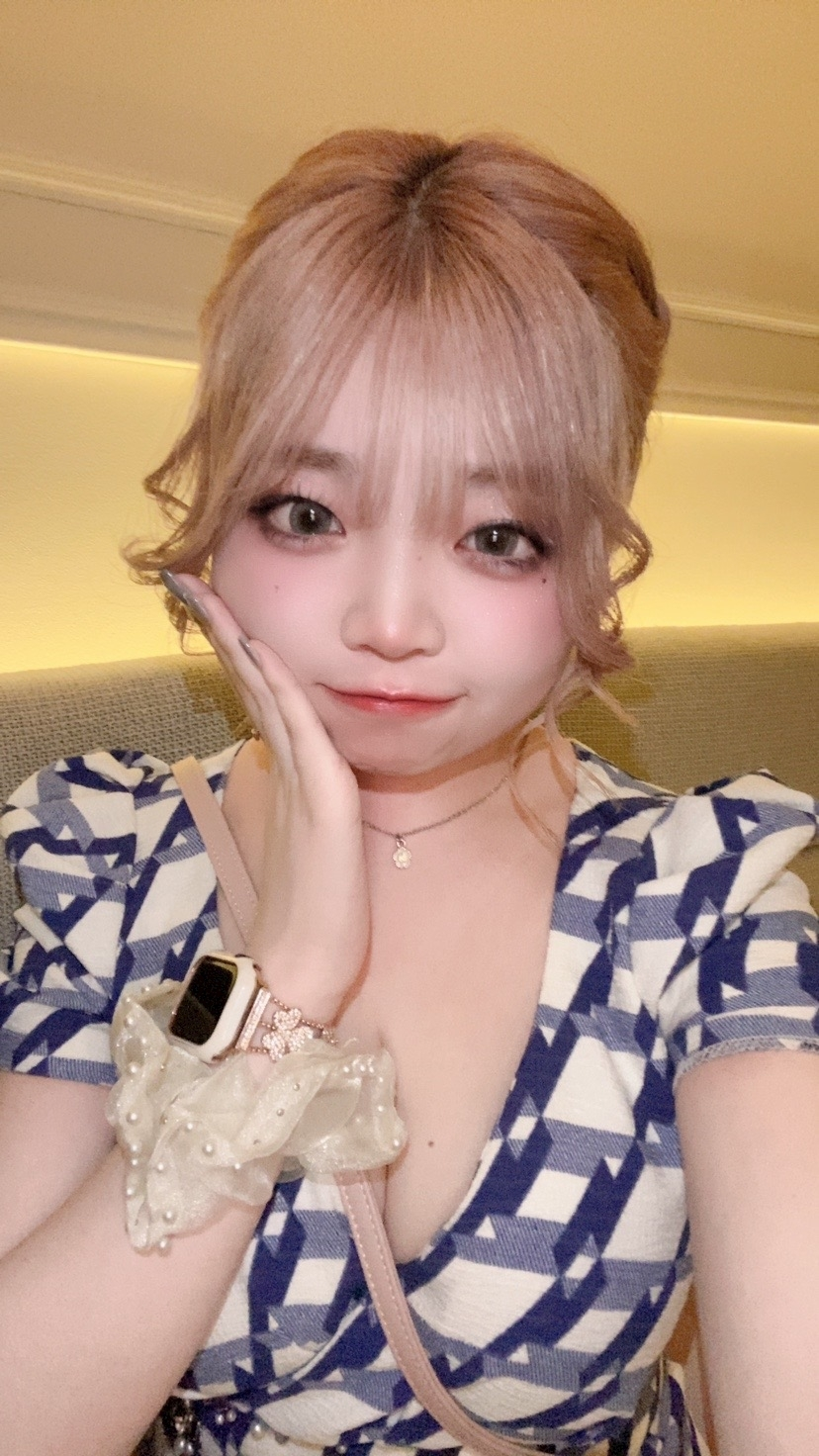 美吉 アユム